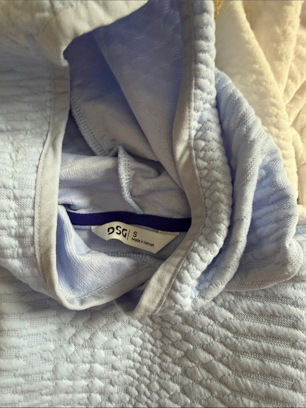 DSG Brand Size Small Kids Hooded Quilted Sweatshirt - Pink, Blue, White - Picture 4 of 7